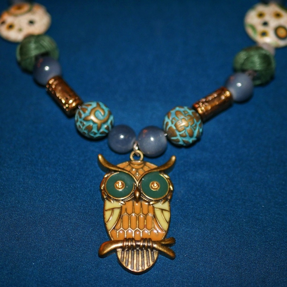 Wise Owl Trifecta Choker